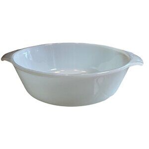 Fire King white 1‎ 1/2Qt Round Casserole Dish w/o Lid Made in USA
